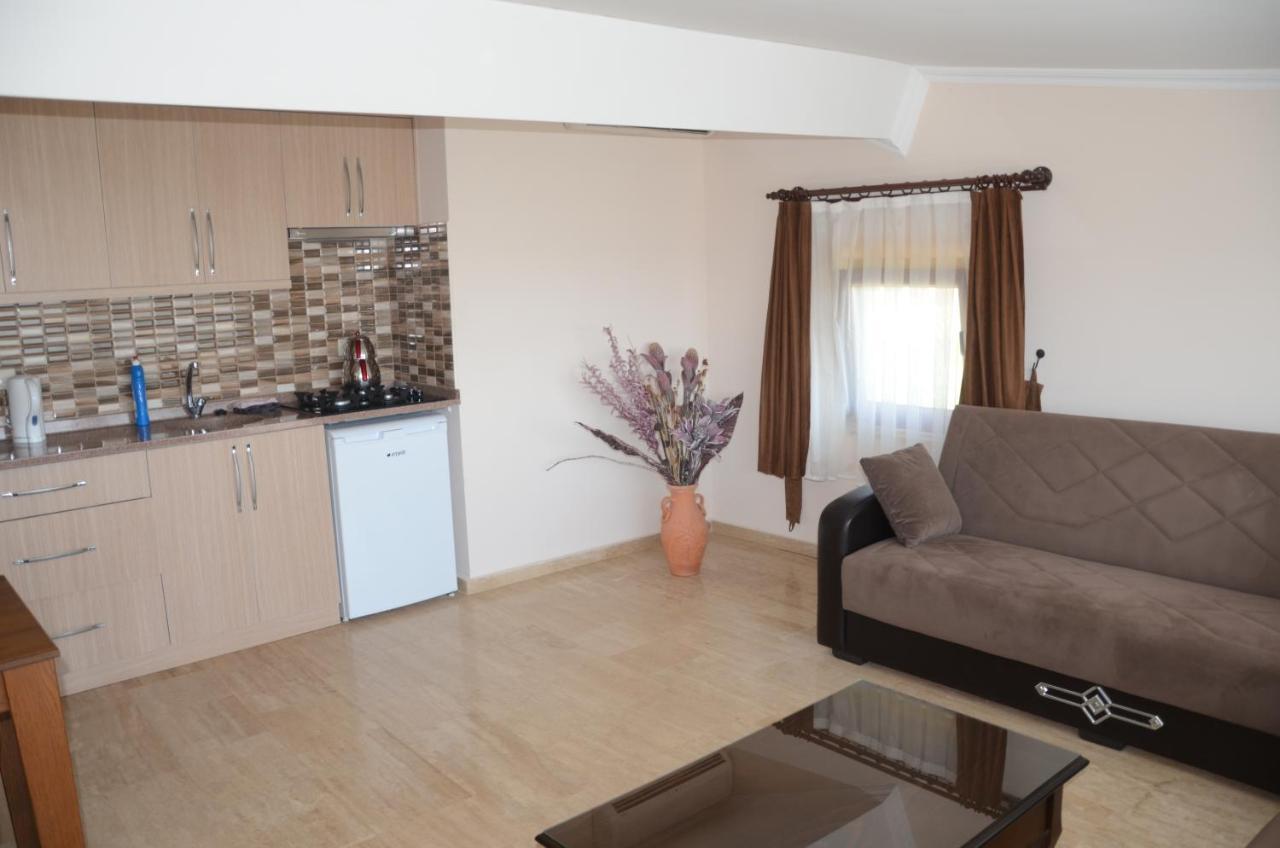 דליאן Oasis Apart Hotel מראה חיצוני תמונה